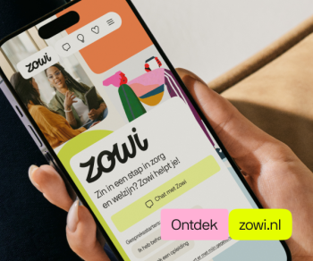Smartphone met de Zowi-app